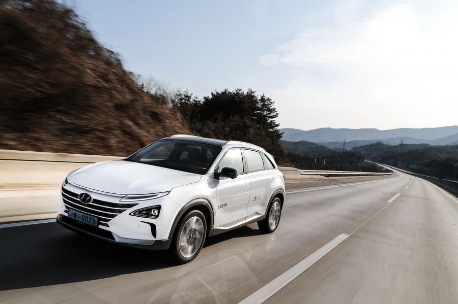  Hyundai NEXO 2018 года  (KR) (фото 14 из 35)